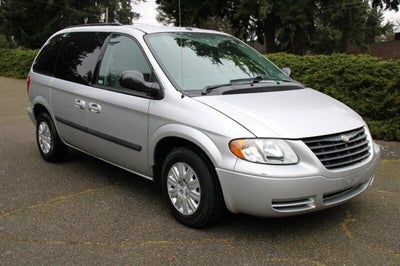 2006 Chrysler Town & Country SWB Base 74K MILES
