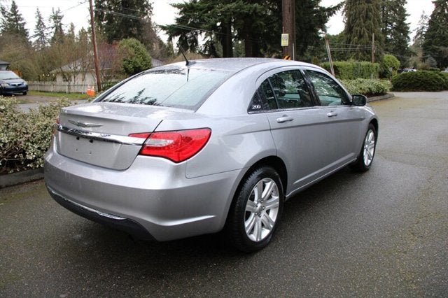 2013 Chrysler 200 Touring