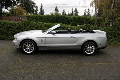 2010 Ford Mustang V6 Premium 94K MILES