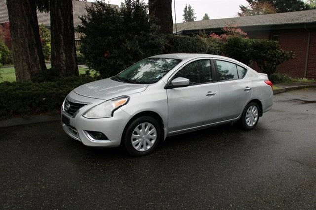 2015 Nissan Versa SV