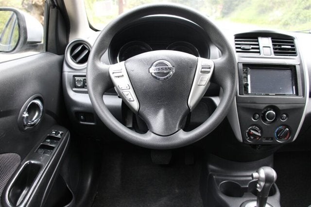 2015 Nissan Versa SV