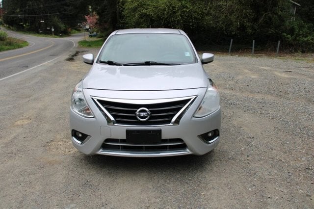 2015 Nissan Versa SV