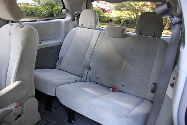 2011 Toyota Sienna LE 8-Passenger
