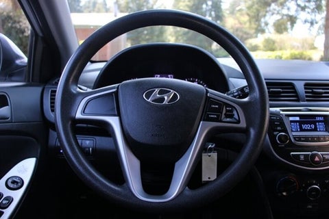 2015 Hyundai Accent 5-Door GS in test, Amazonas - Rothbard Honda
